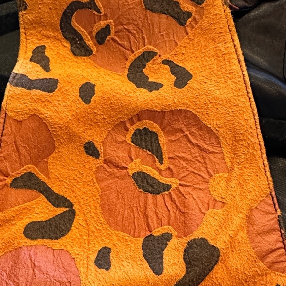 VINTAGE Don’t Stop Pumpkin Orange Leopard Print Suede Vest - Picture 9 of 10